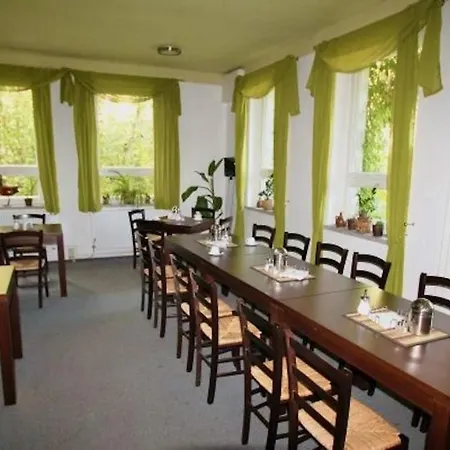 Zur Fledermaus ゲストハウス 3*